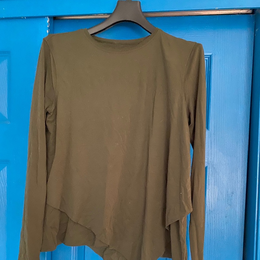 Lululemon long sleeve tee